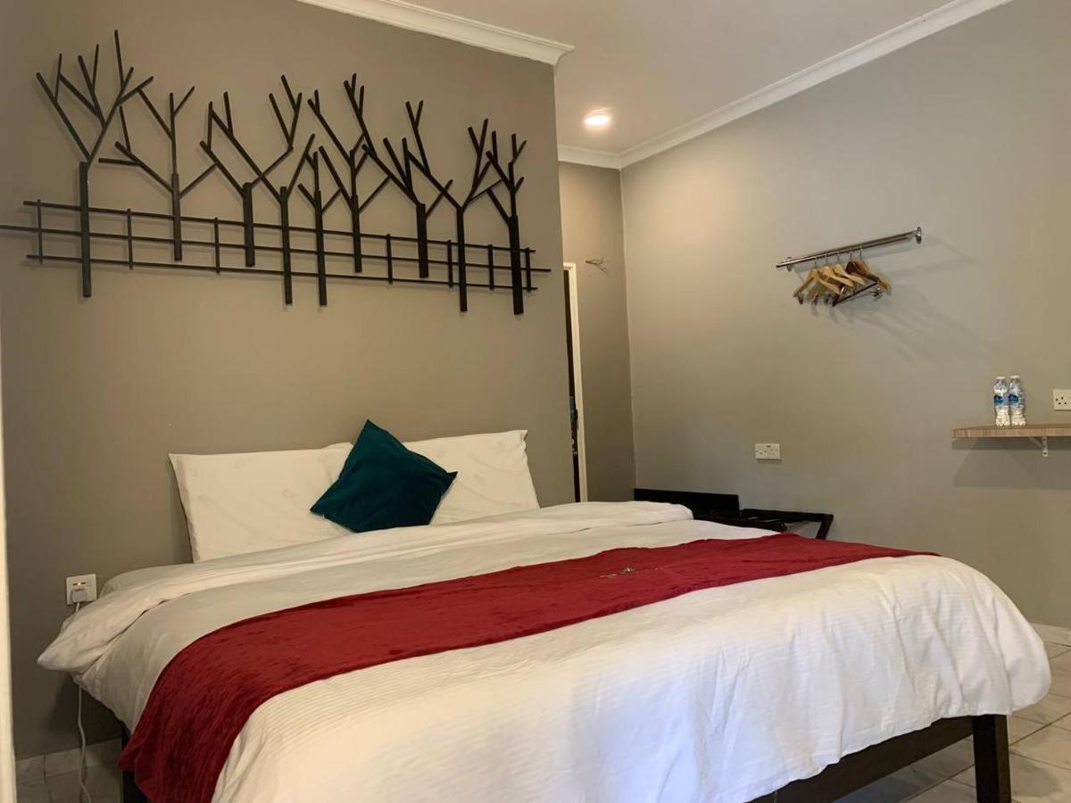 Perdana Serviced Apartment & Resorts Padang Mat Sirat Eksteriør billede