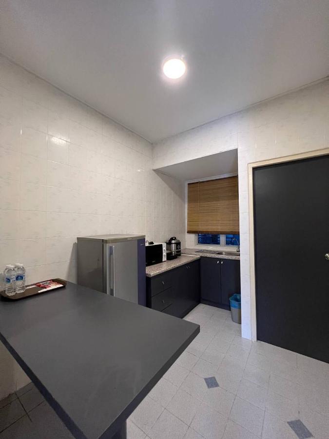 Perdana Serviced Apartment & Resorts Padang Mat Sirat Eksteriør billede
